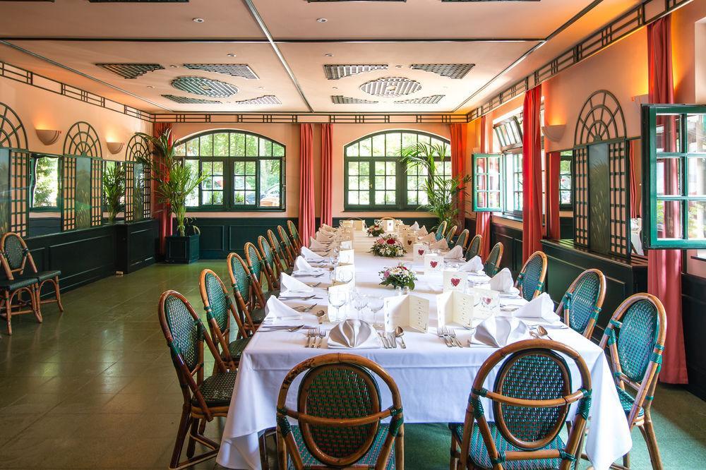 Hotel Au Repos Des Chasseurs Auderghem Экстерьер фото